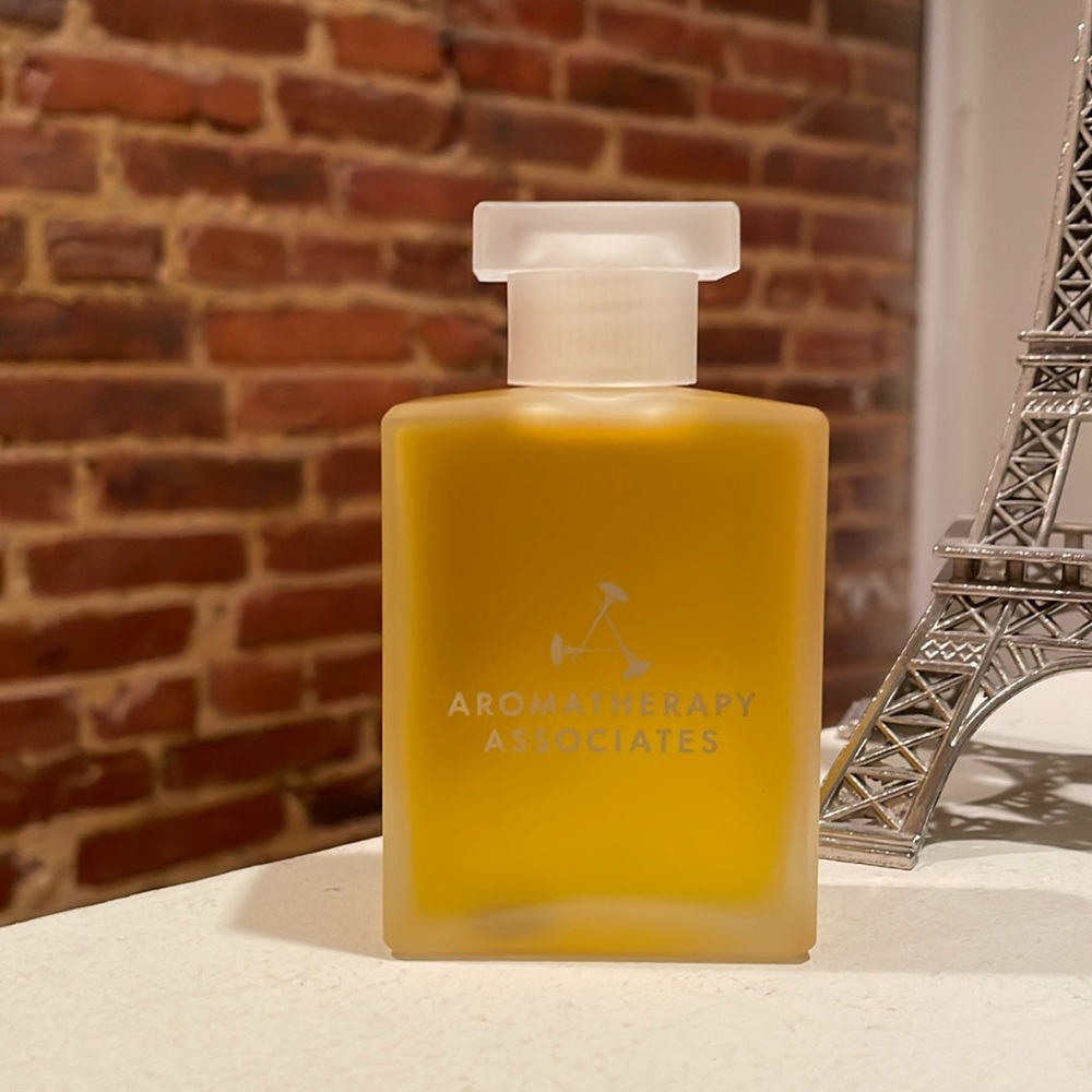 Brand new never opened Aromatherapy Associates Revive Morning Bath & Shower Oil